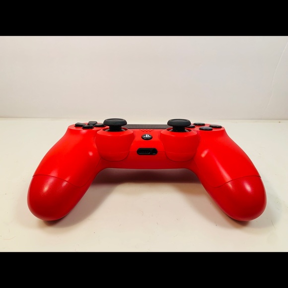 Ps4 controller - Picture 2 of 5